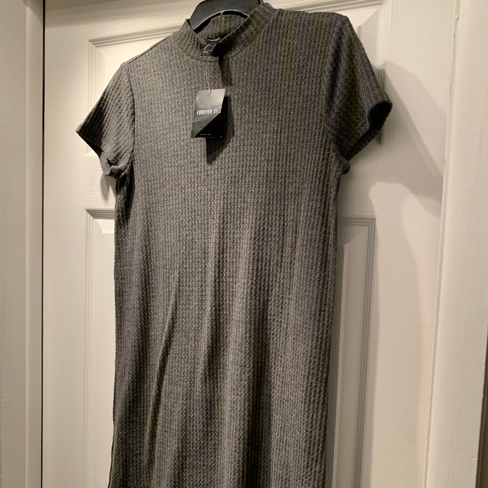 Women’s Short Sleeve Sweater Dress